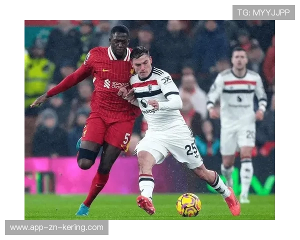 巴黎乌加特抢断覆盖能力训练再升级