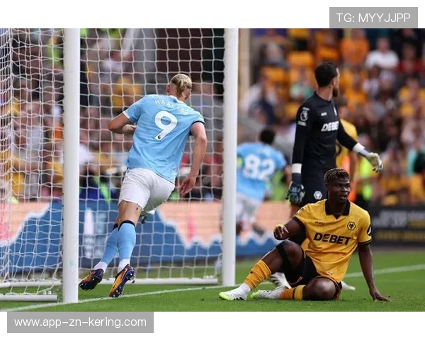 曼城—斯特林边路突破制造角球机会